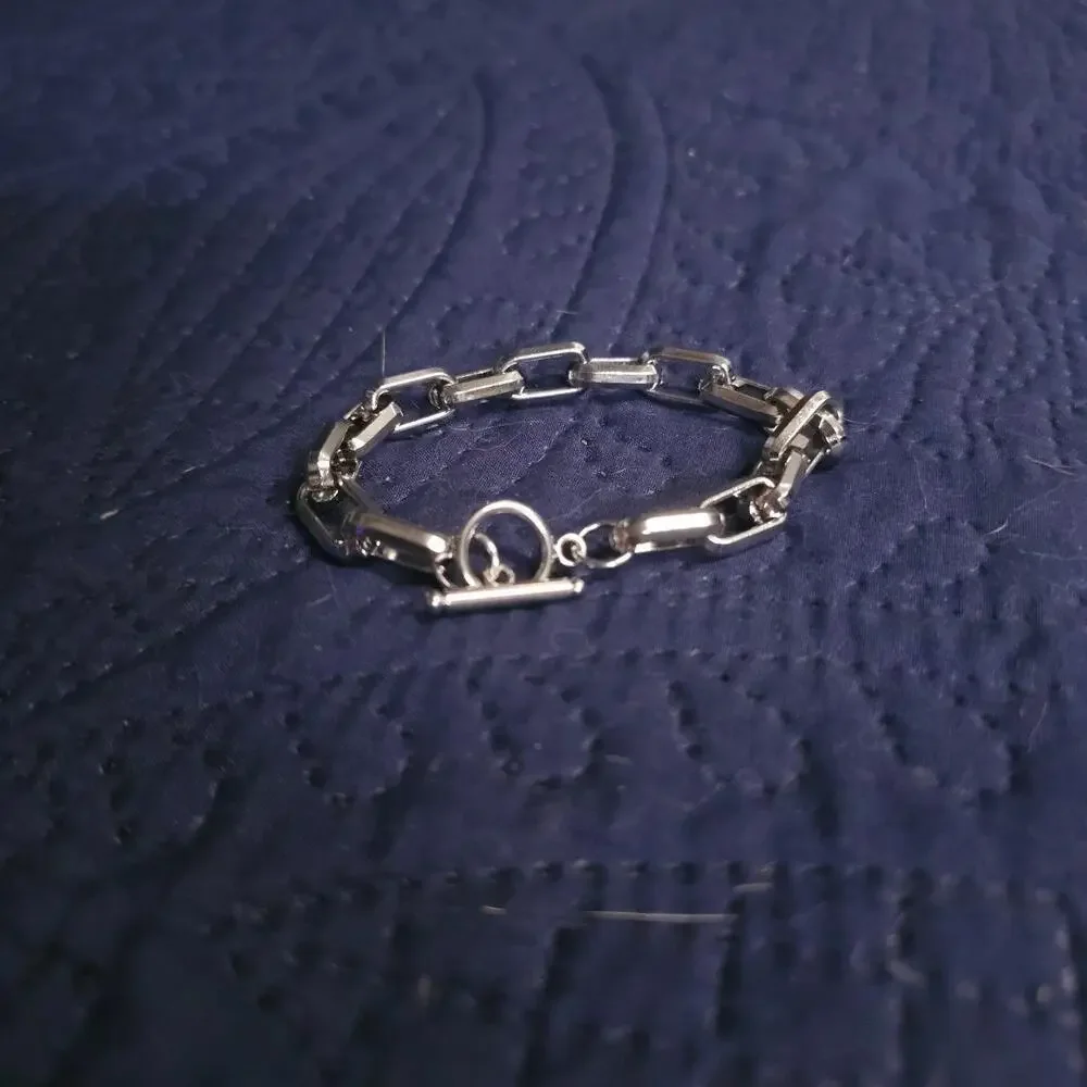 Paperclip Chain Bracelet – Silver Toggle Clasp (8in) ✨